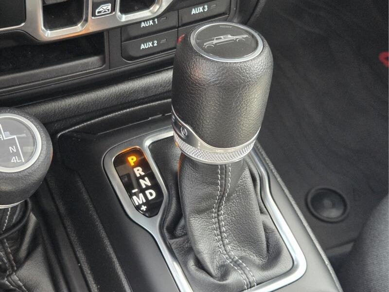 Used 2024 Black Clearcoat JEEP SPORT S 4X4 image 25