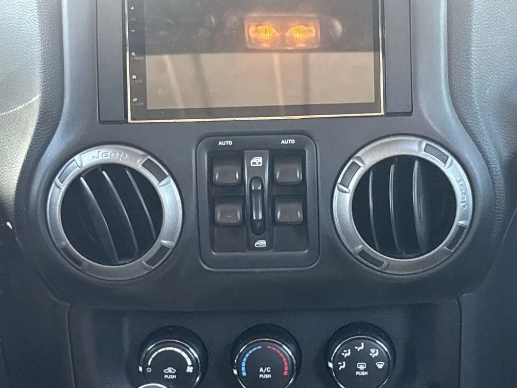 Used 2017 Black Jeep Unlimited Sport image 16