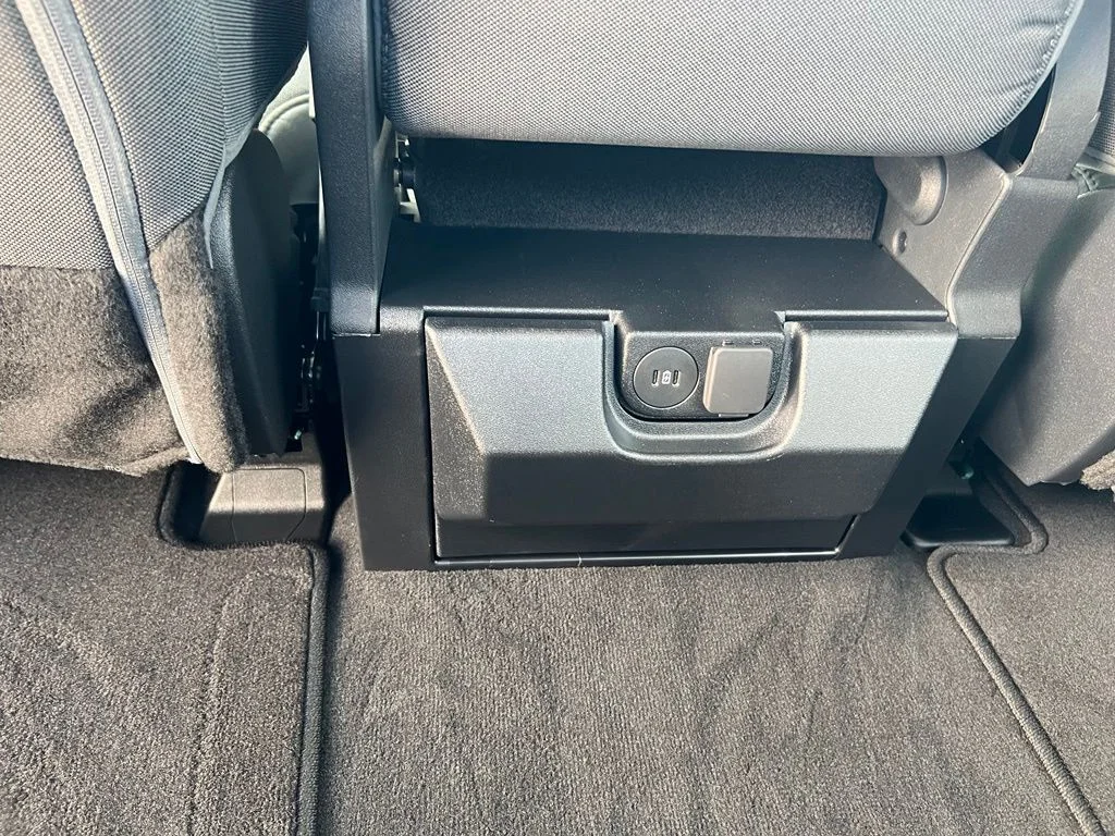 New 2026 Oxford White Ford F-350® XL image 23