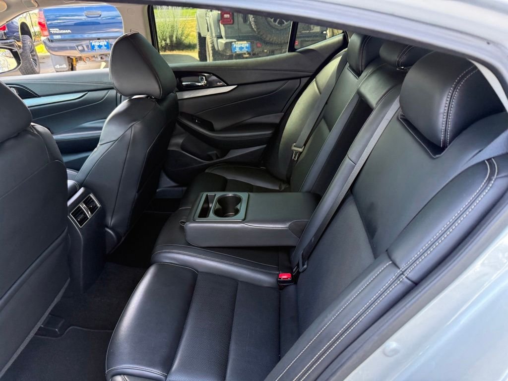 Used 2017 Brilliant Silver Nissan 3.5 SV image 14