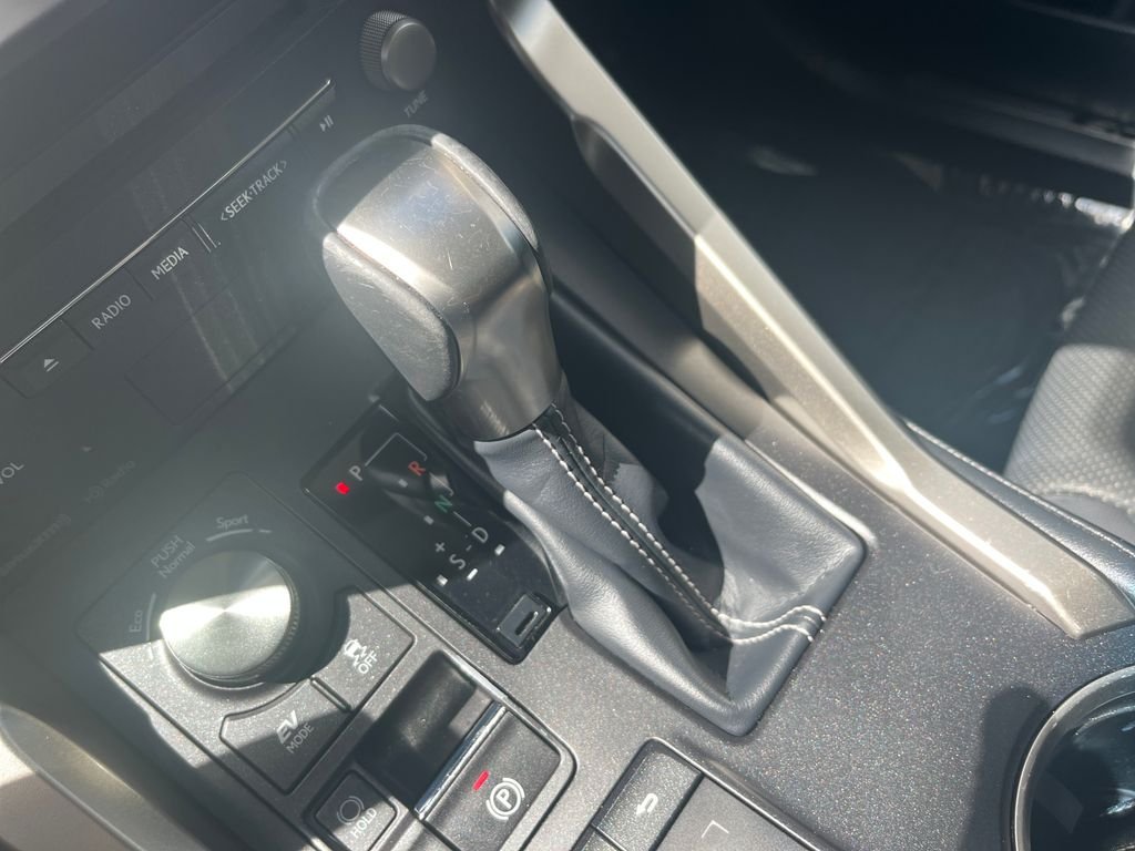 Used 2019 Black Lexus 300h image 24