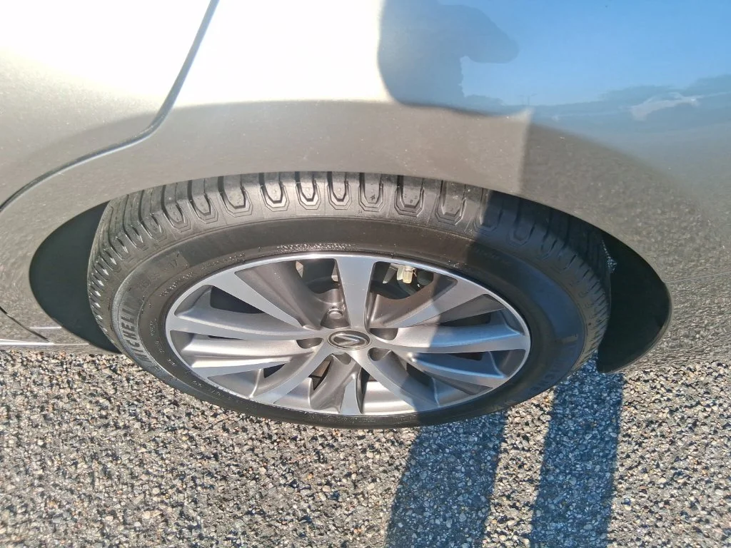 Used 2021 Silver Lexus 350 image 7