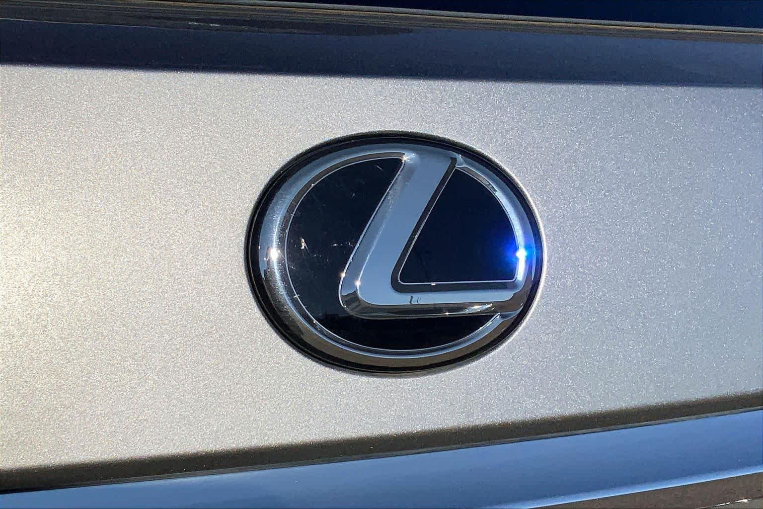 Used 2017 Atomic Silver Lexus  image 30