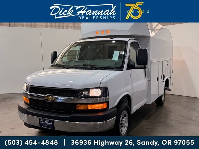 2025 Chevrolet Express Cutaway 3500 1WT