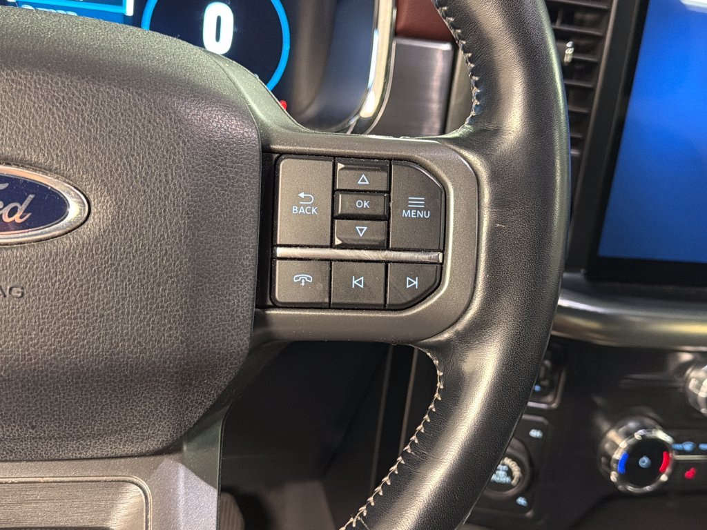 Used 2022 Gray Ford Lariat image 29
