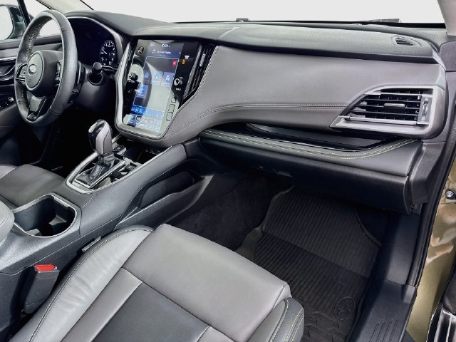 Used 2025 Green Subaru Onyx Edition XT image 47