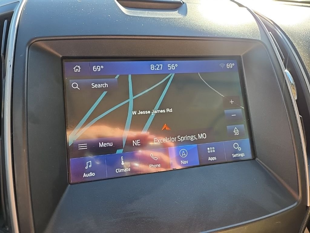 Used 2019 Blue Ford SEL image 54