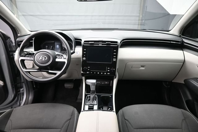 Used 2024 Silver Hyundai SEL image 27