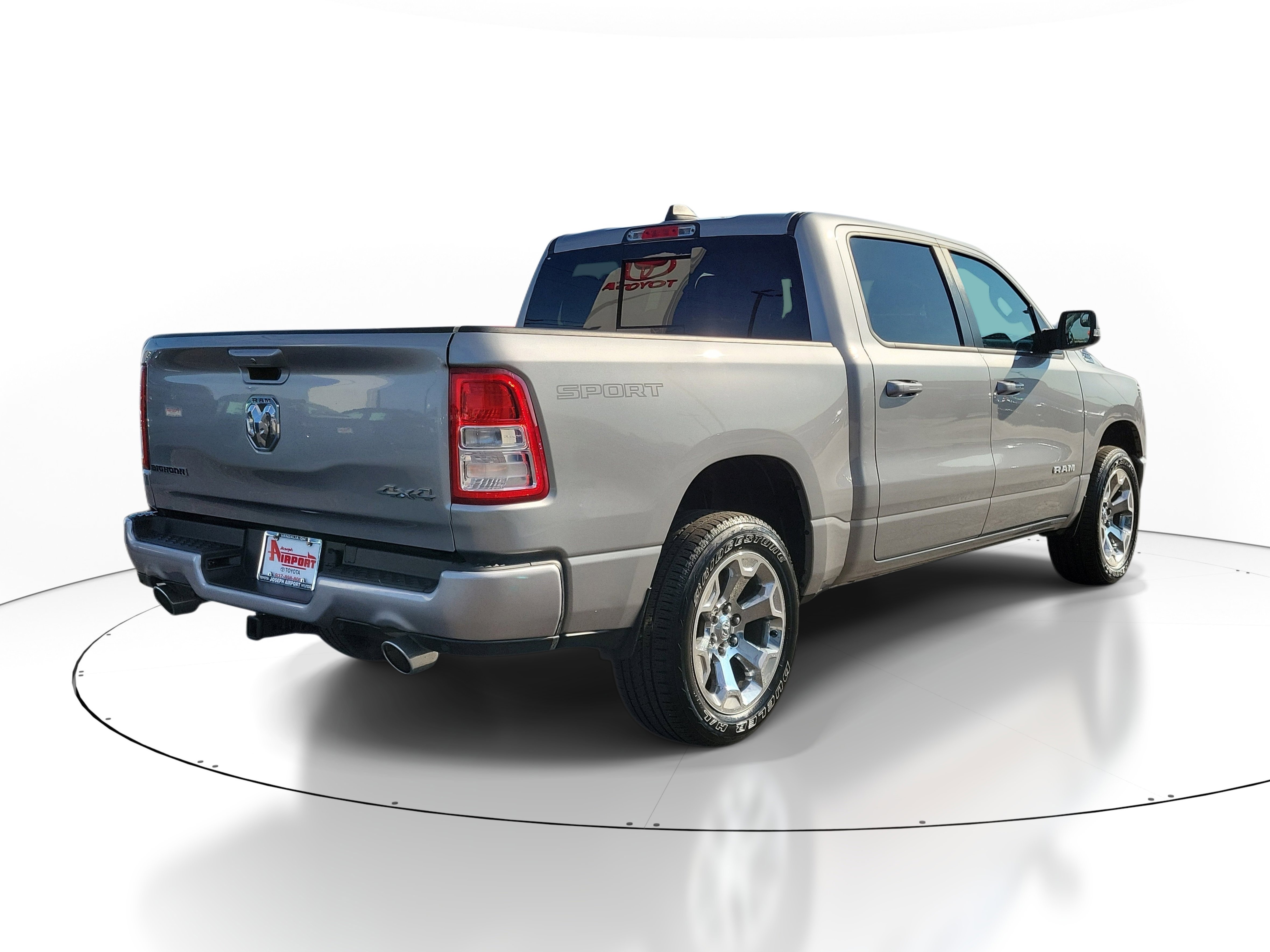 Used 2022 Billet Silver Metallic Clearcoat Ram Big Horn image 4