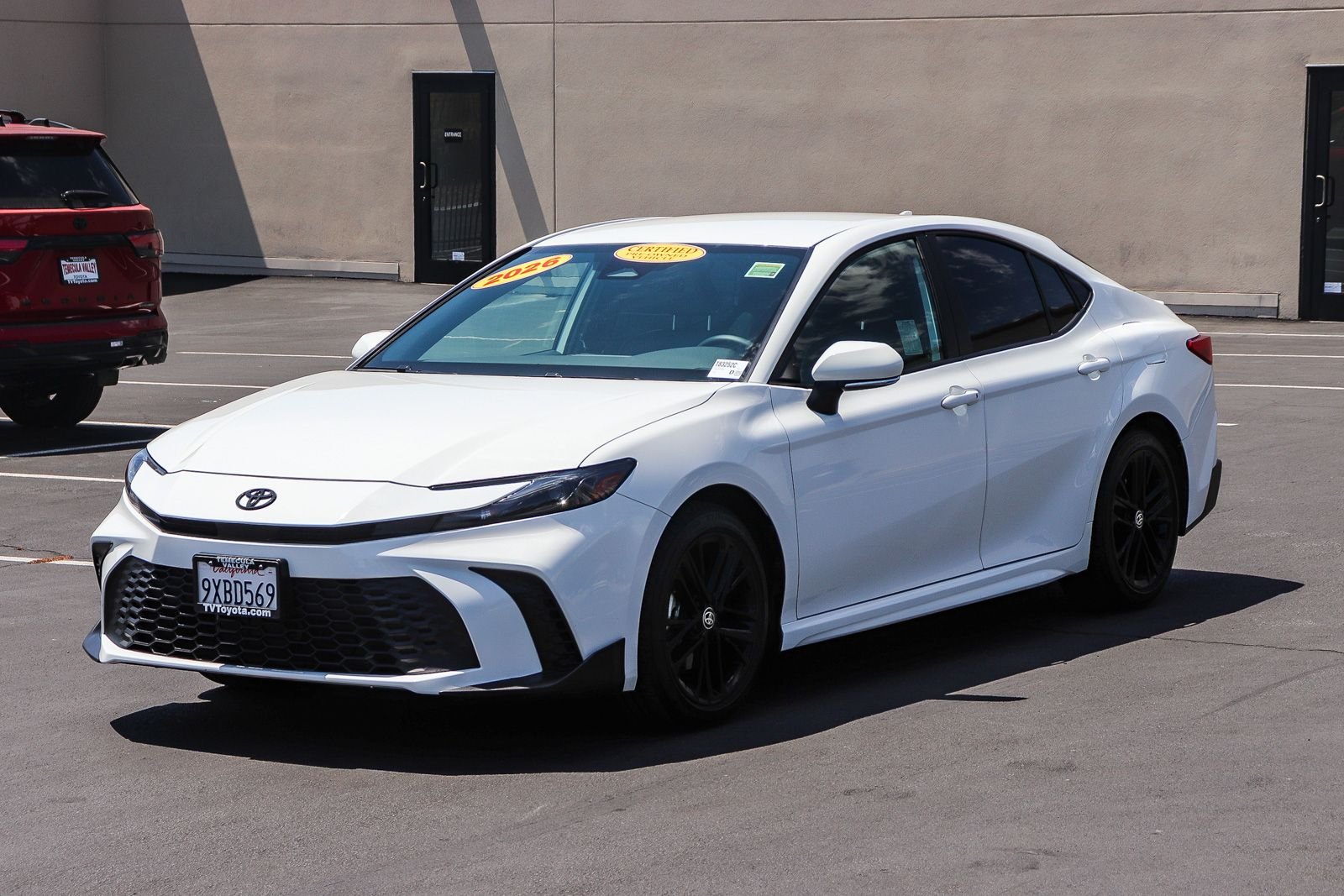 Certified Used 2026 Ice Toyota SE image 3