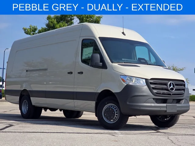 2026 Mercedes-Benz Sprinter 3500 Cargo 170 WB