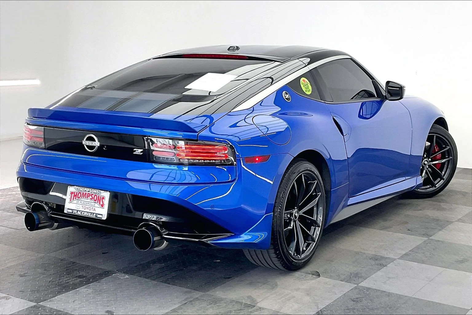 Used 2024 Seiran Blue Metallic/Super Black Nissan Performance image 13