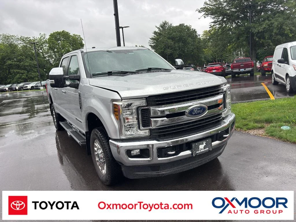 2019 Ford F-250 XLT 4x4 Crew Cab 8' Box's photo