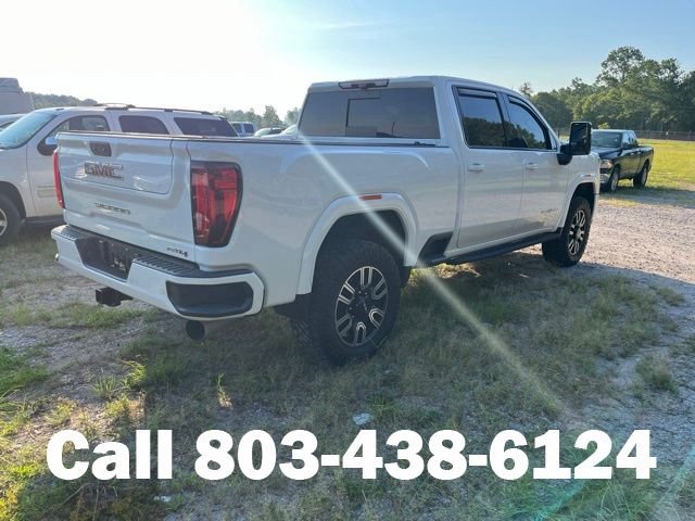 Used 2022 White GMC AT4 image 2