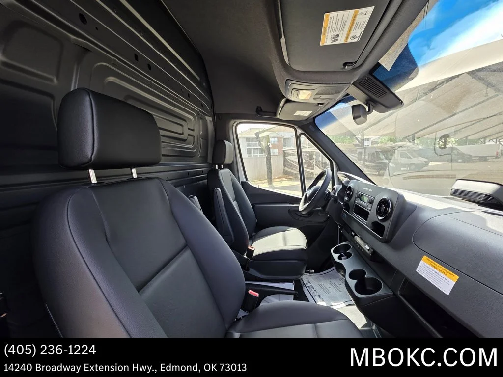Used 2026 Arctic White Mercedes-Benz Cargo 144 WB image 14