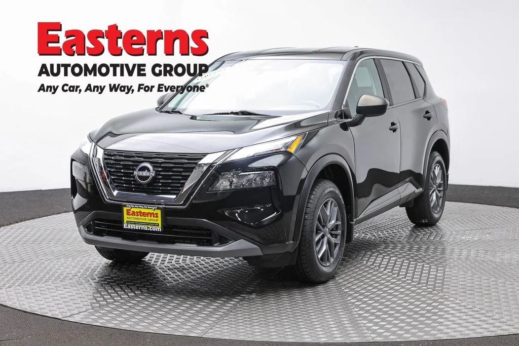 Used 2023 Black Nissan S image 1