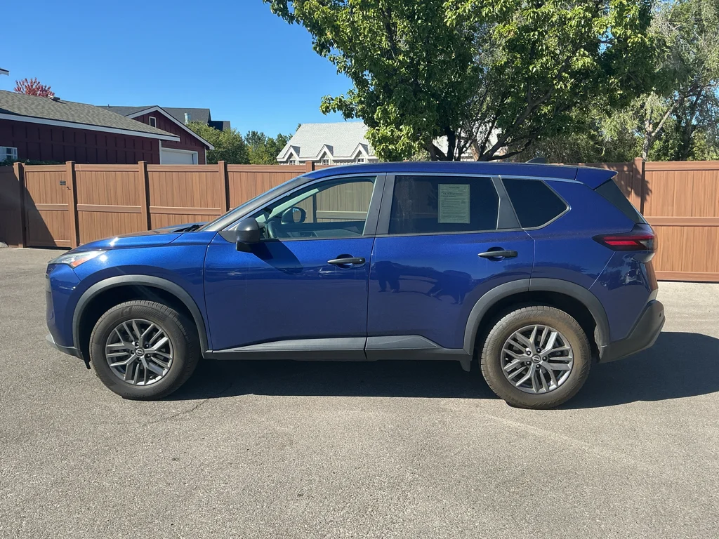Used 2023 CASPIAN BLUE METALLIC Nissan S image 8