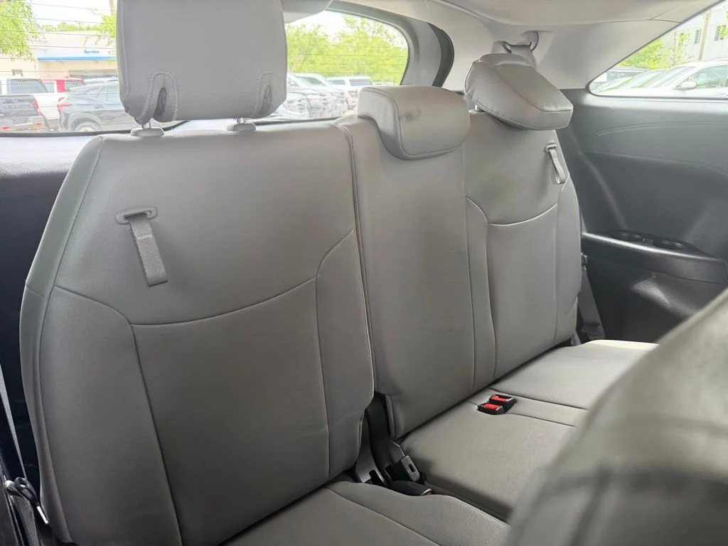 Used 2025 Midnight Black Metallic Toyota XLE image 9