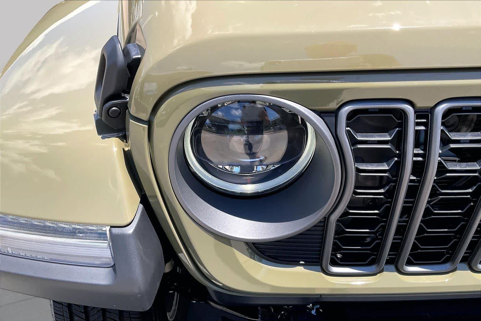 New 2026 41 Jeep Sport S image 13
