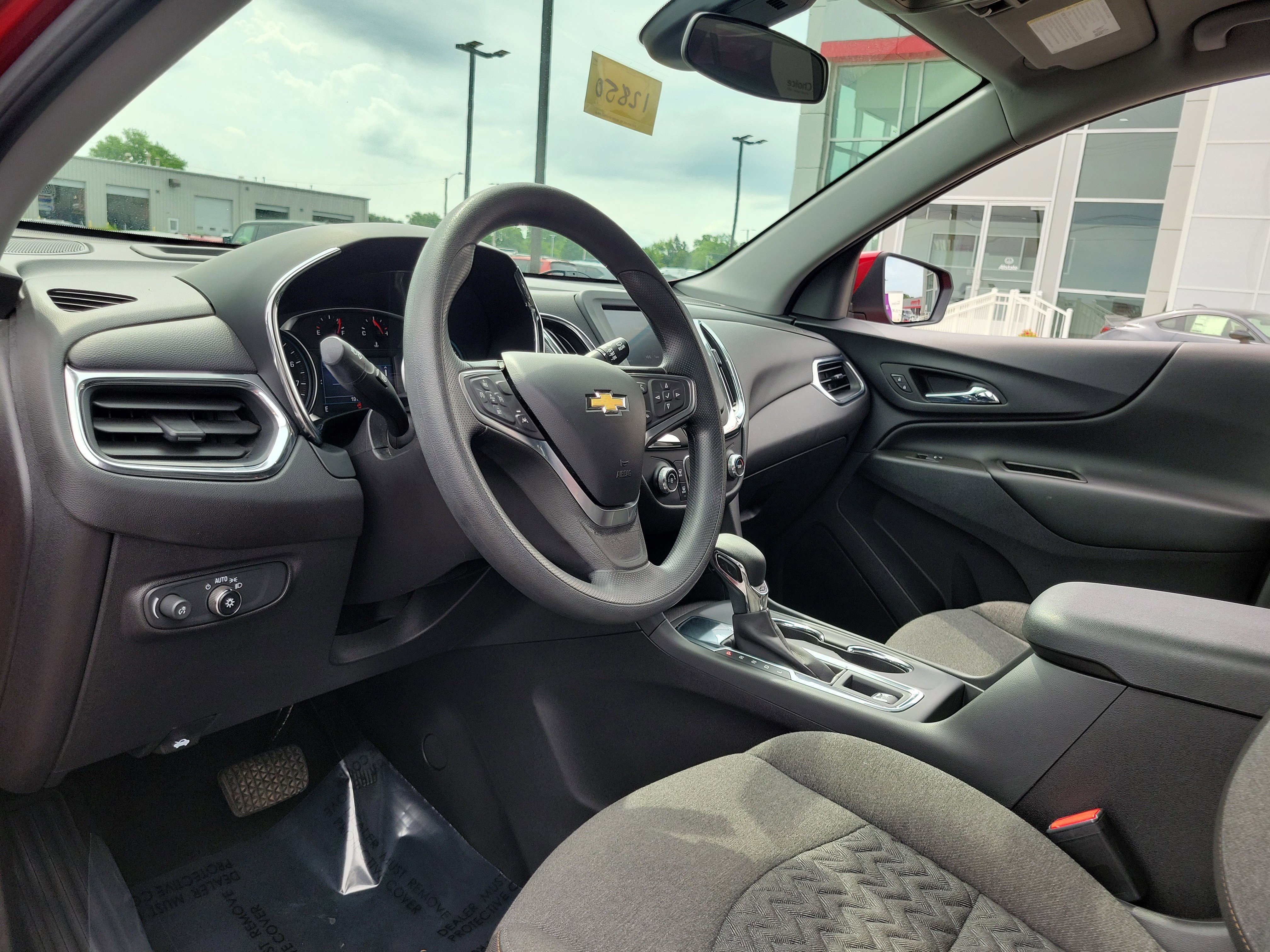 2023 Chevrolet Equinox LT - Photo 19