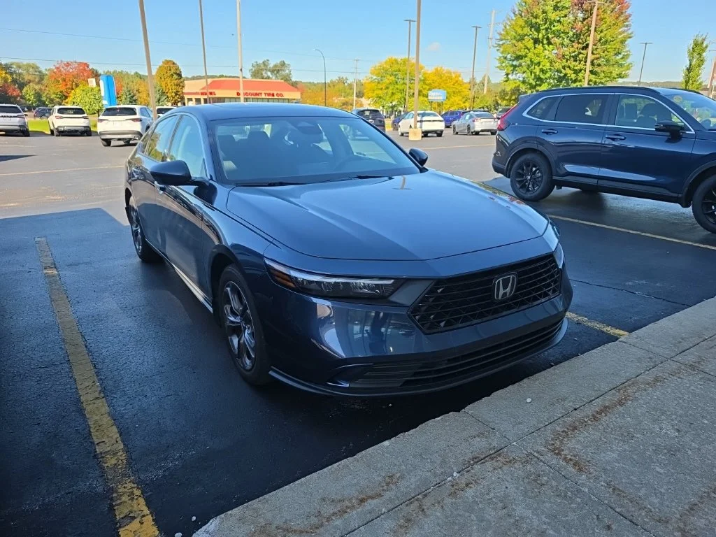 2023 Honda Accord EX - Photo 14