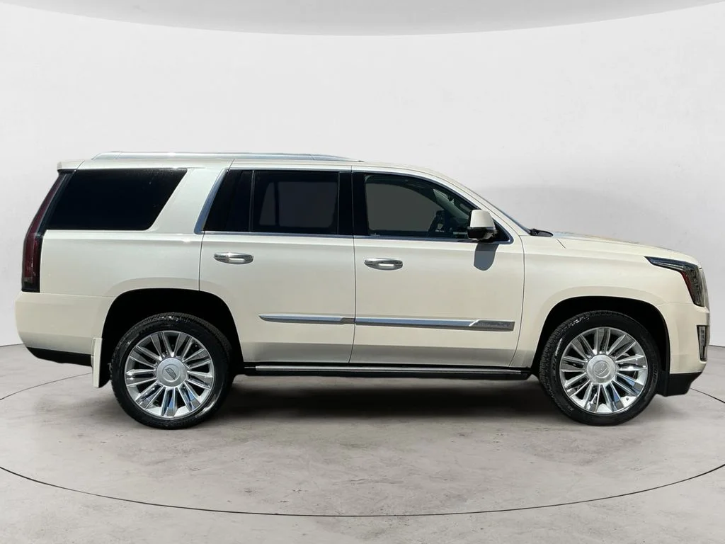 Used 2015 White Cadillac Premium image 6