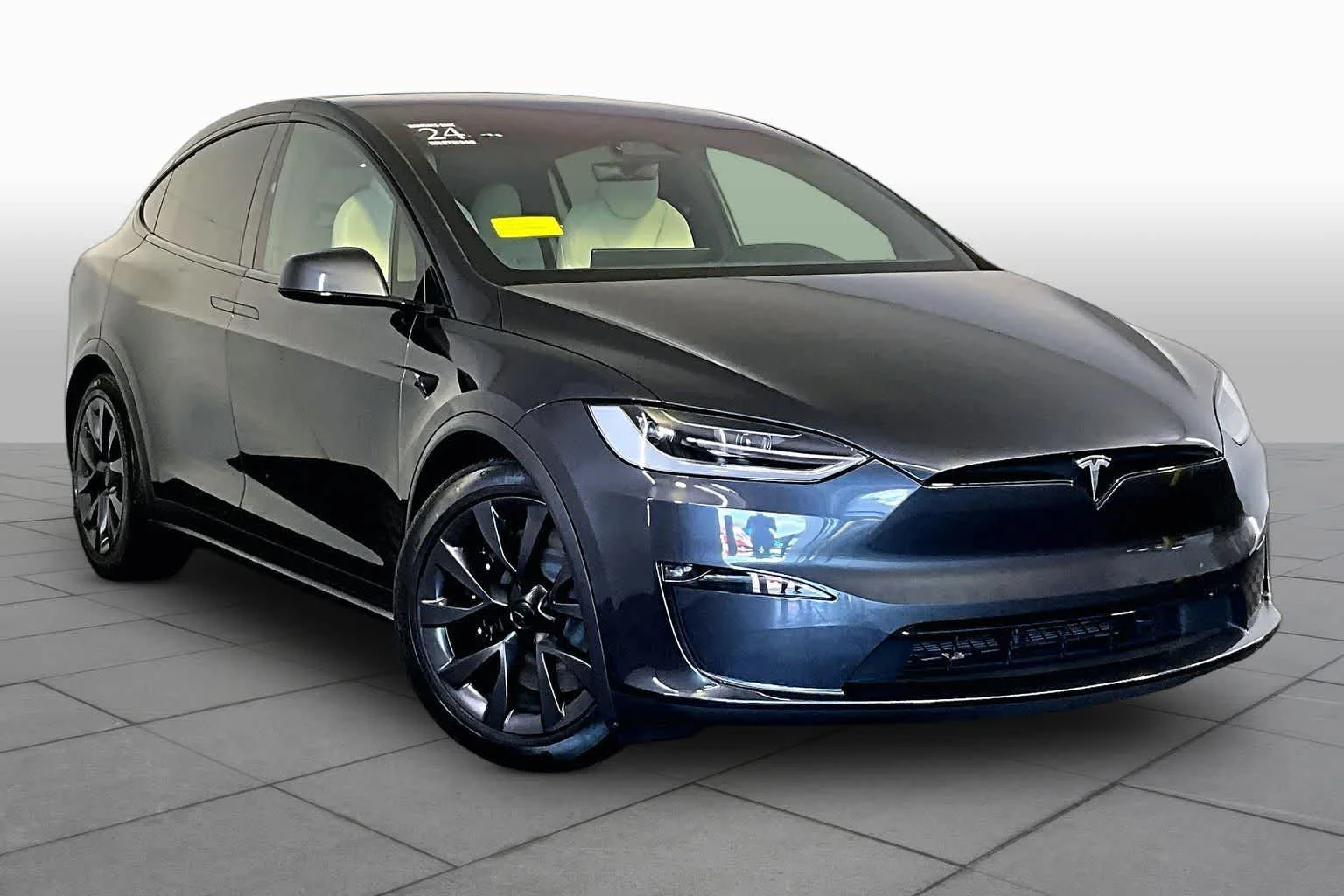 Used 2024 Pearl White Multi-Coat Tesla  image 2