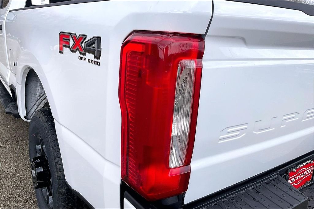 New 2026 Ford Super Duty F-250 XL 4D Crew Cab