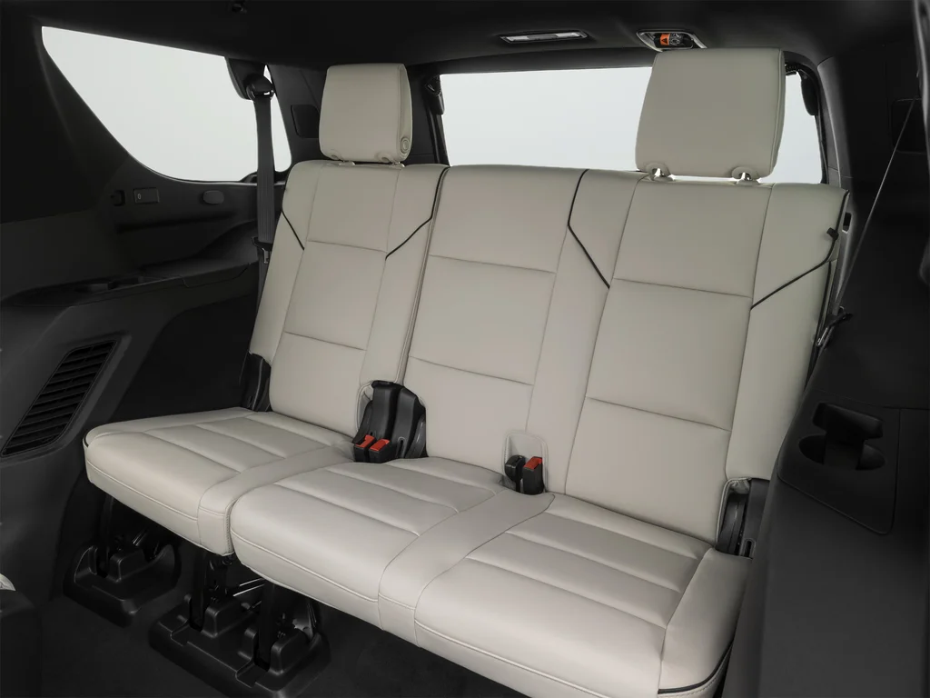 Used 2025 Black Cadillac Sport Platinum image 22