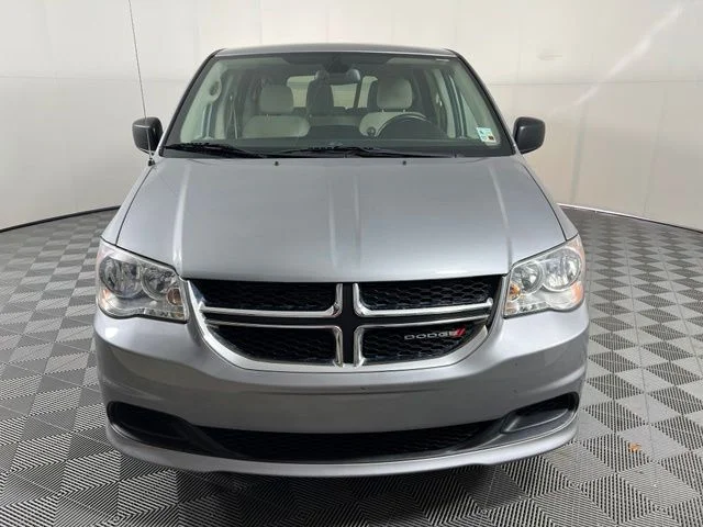 Used 2019 Silver Dodge SE image 2