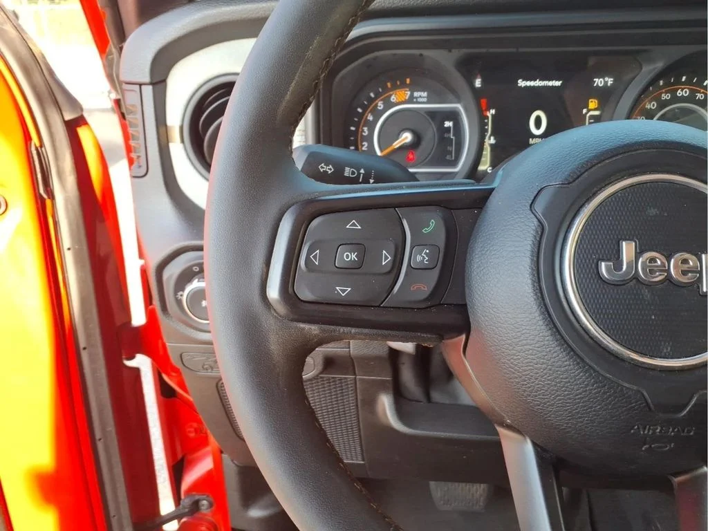 Used 2024 Red Jeep Sport S image 22