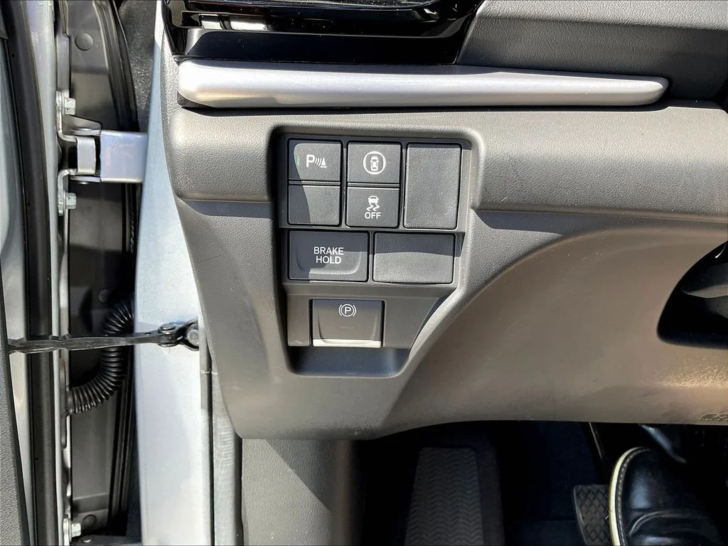 Used 2023 Lunar Silver Metallic Acura Technology Package image 16