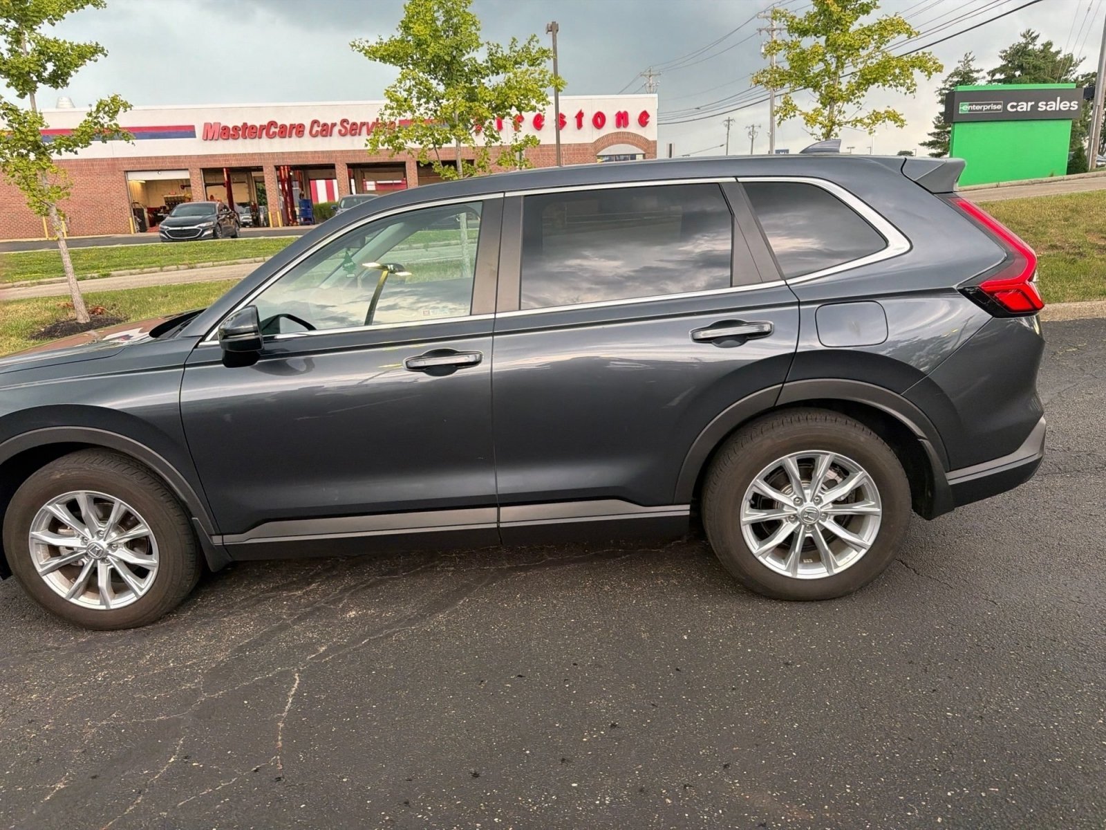 2024 Honda CR-V EX - Photo 9
