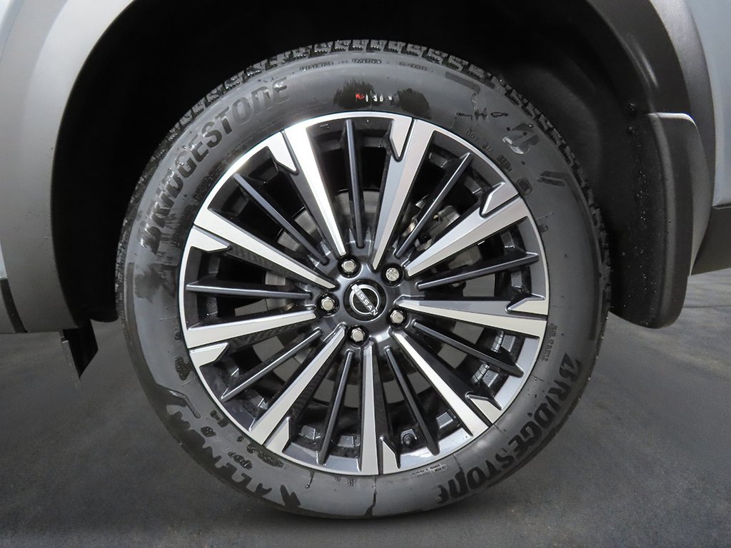 New 2026 Boulder Gray Pearl Nissan Platinum image 9