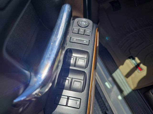 2015 Chevrolet Silverado 3500HD LTZ - Photo 17