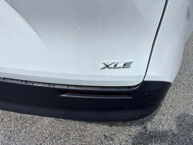 Used 2026 Beige Toyota XLE image 5