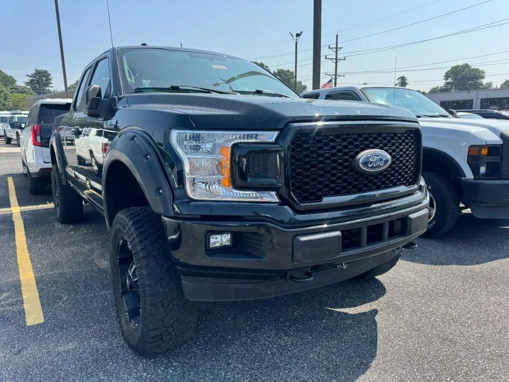 Used 2018 Shadow Black Ford XL image 2
