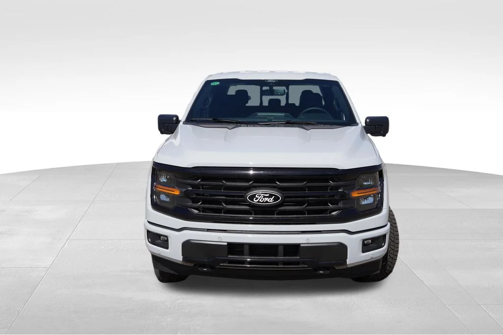 New 2026 Avalanche Ford XLT image 8