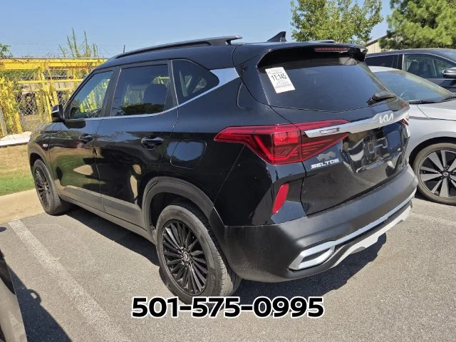 Used 2022 Black Kia EX image 2