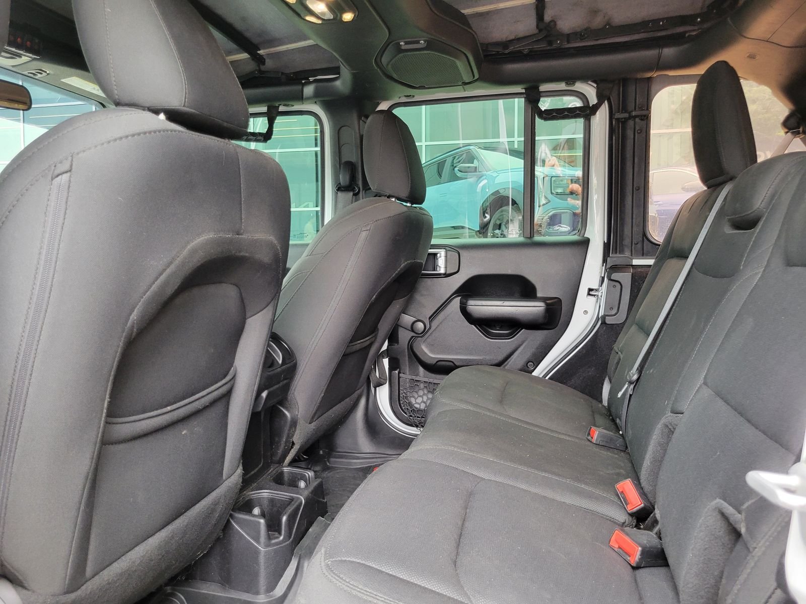 Used 2019 White Jeep Unlimited Sport image 25