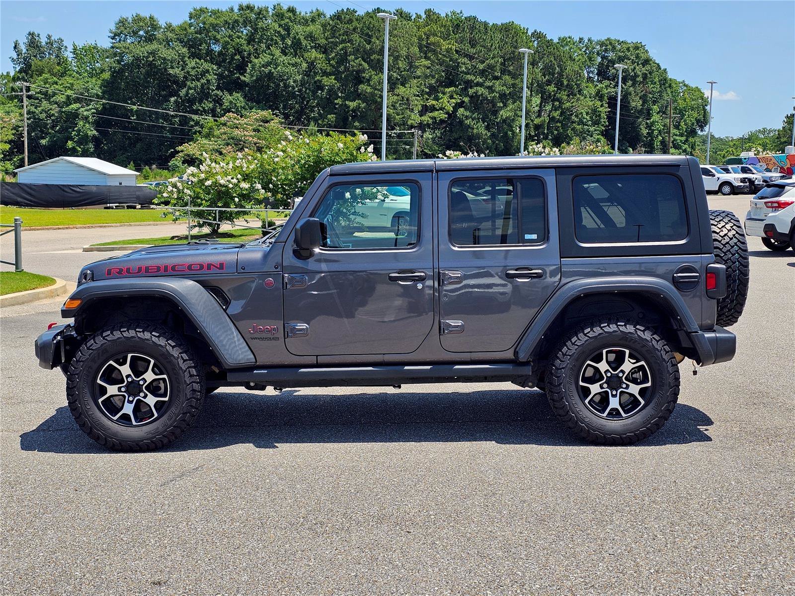 Used 2021 Granite Crystal Metallic Clearcoat Jeep Unlimited Rubicon image 14