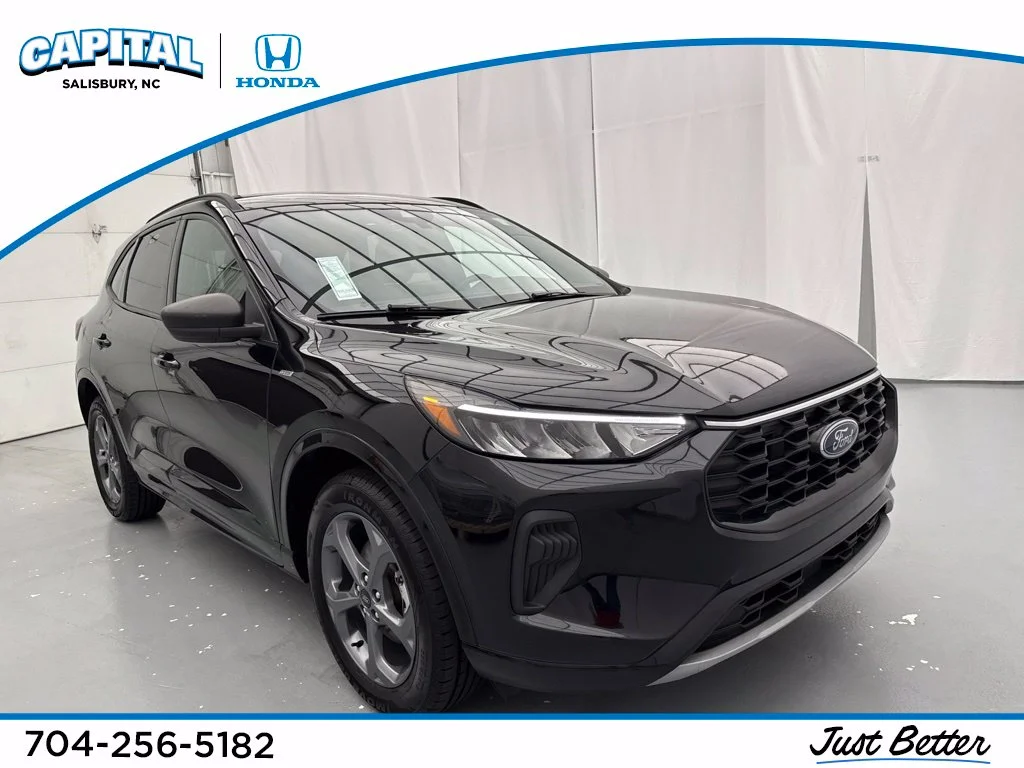 Used 2023 Black Ford ST-Line image 1