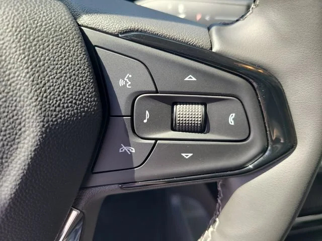New 2027 Mosaic Black Metallic Chevrolet RS image 27