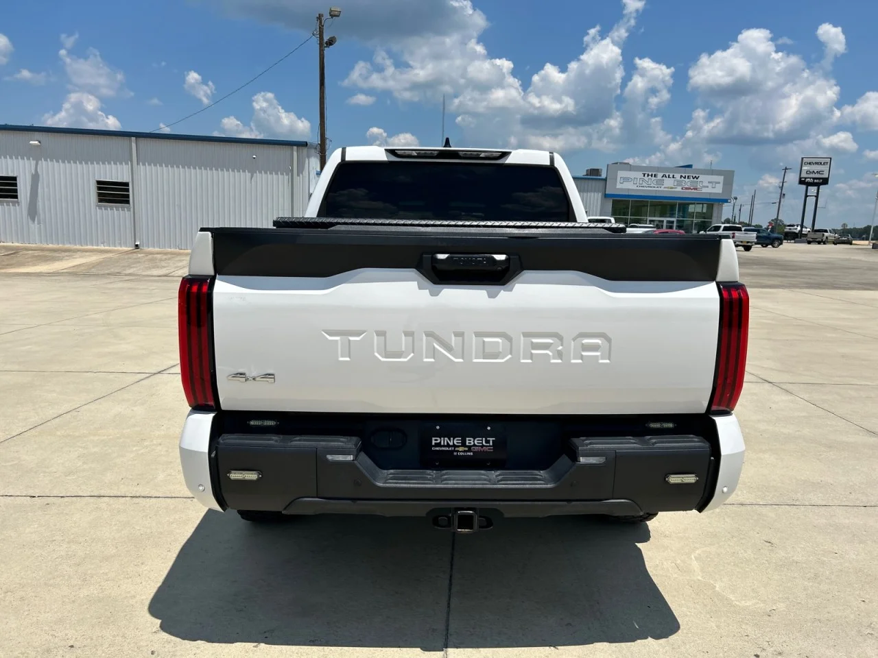 Used 2023 White Toyota SR5 image 6