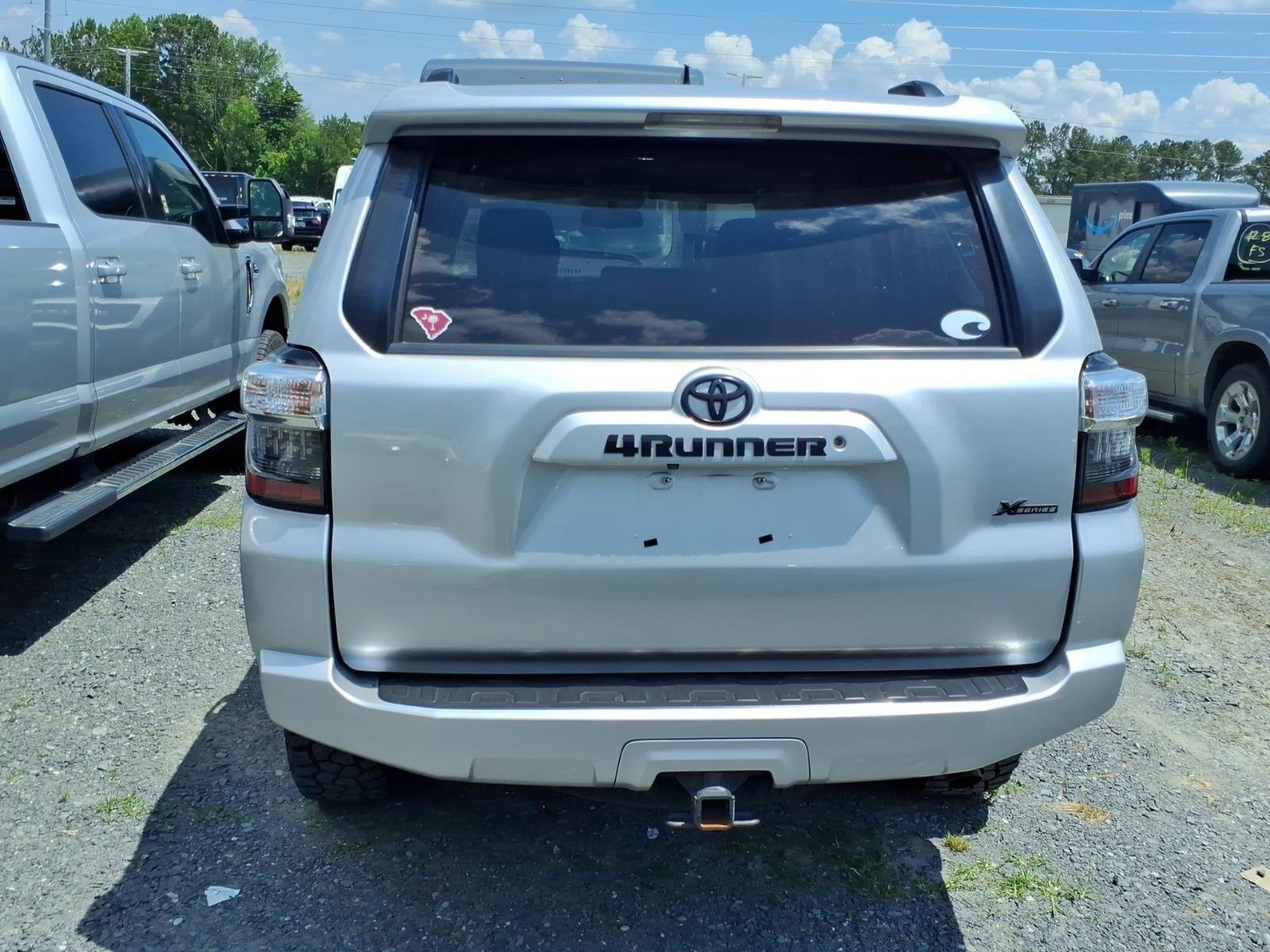 Used 2019 Classic Silver Metallic Toyota SR5 Premium image 11