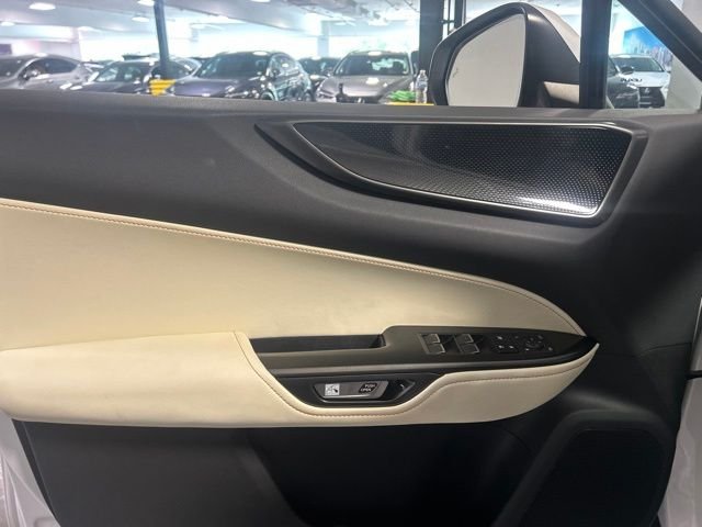 Used 2024 White Lexus 350 Base image 10