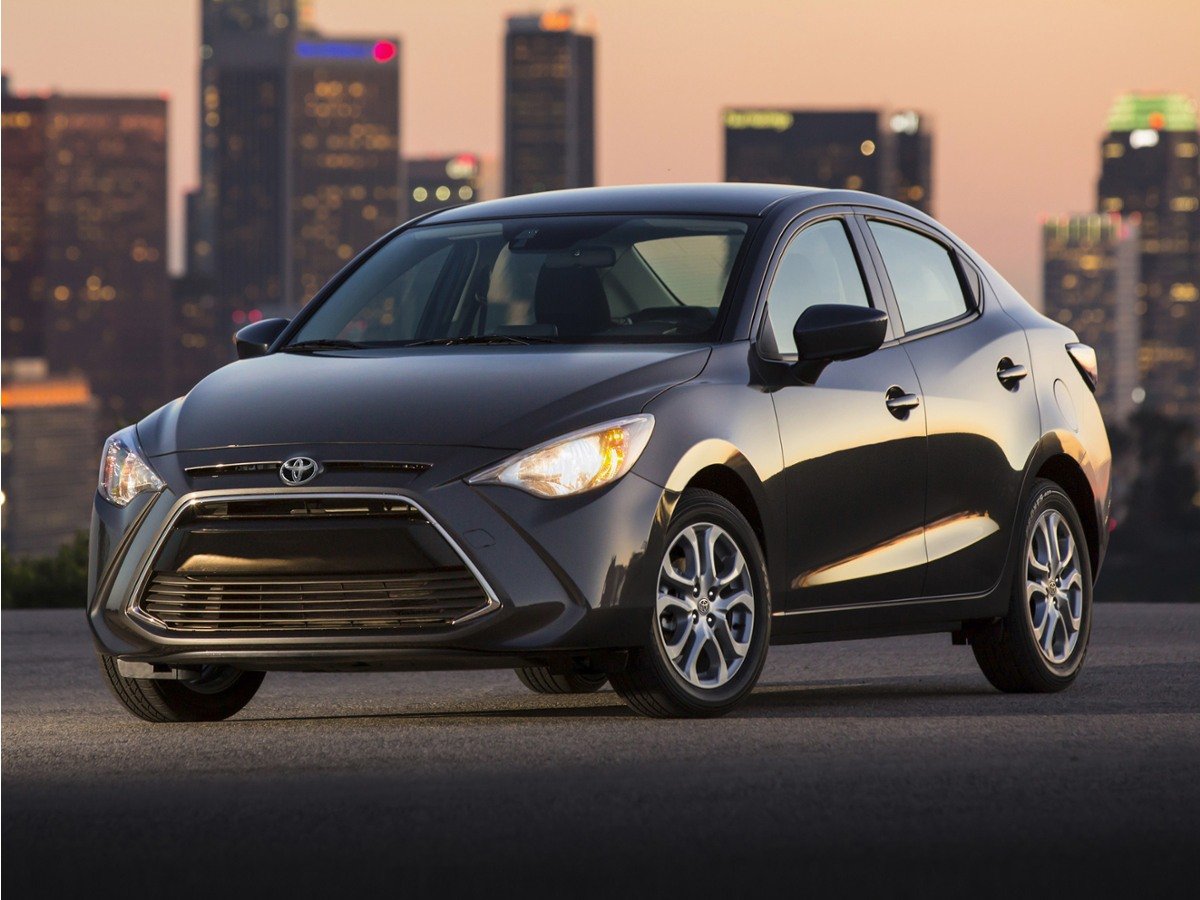 2017 Toyota Yaris iA AT's photo