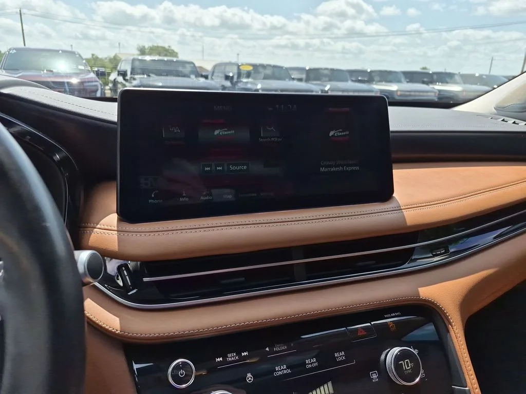 Used 2022 Blue INFINITI Sensory image 27