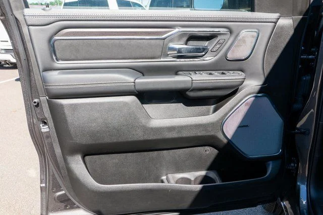 2026 RAM 1500 Laramie - Photo 13
