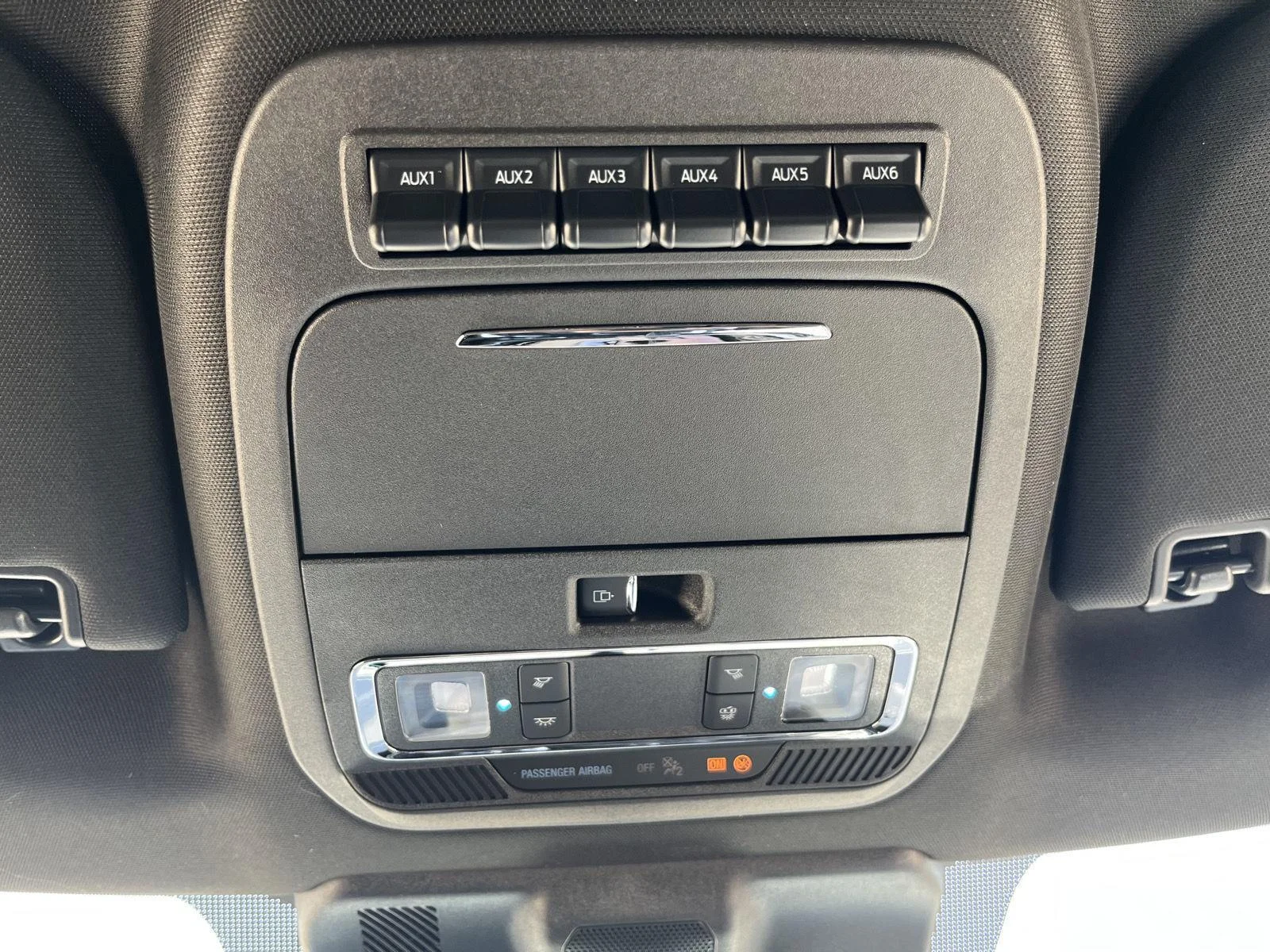 New 2026 Star White Metallic Tri-Coat Ford F-350® Platinum® image 26
